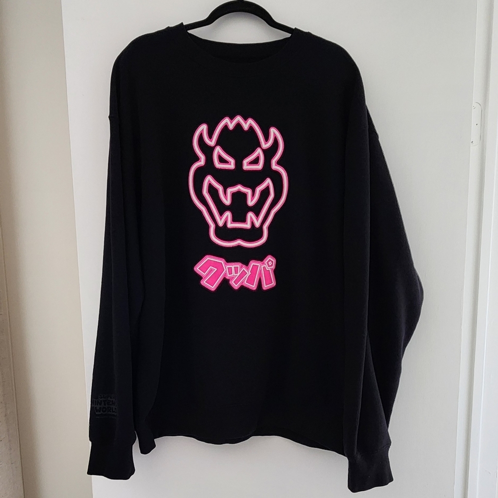 Universal Studios Hollywood Super Nintendo World Black Sweatshirt Size 2XL